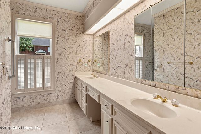 1025 Northpointe Drive, Jackson, MS 39211