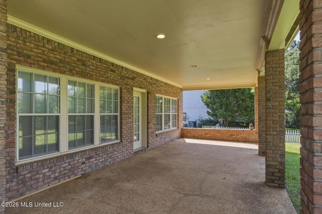 1025 Northpointe Drive, Jackson, MS 39211
