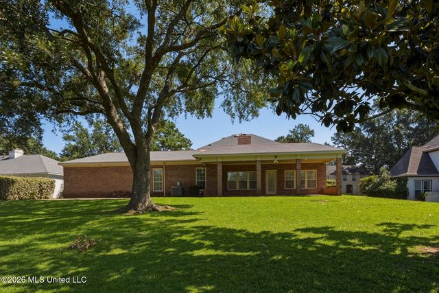1025 Northpointe Drive, Jackson, MS 39211
