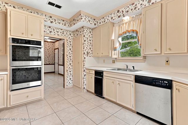 1025 Northpointe Drive, Jackson, MS 39211