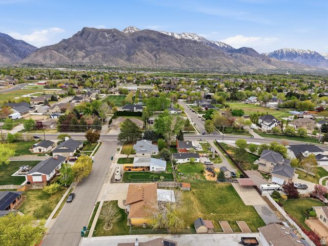 6043 W 9740 N, Highland, UT 84003