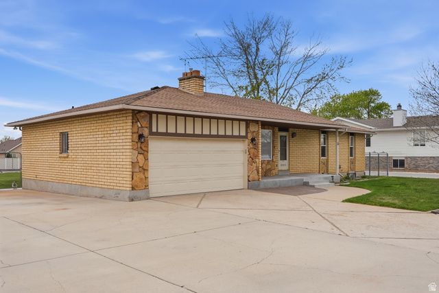 6043 W 9740 N, Highland, UT 84003