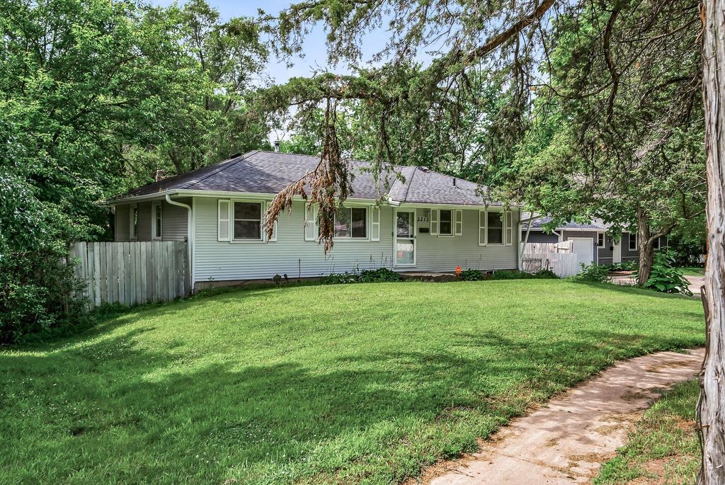 3213 W Old Shakopee Road, Bloomington, MN 55431 — photo 3