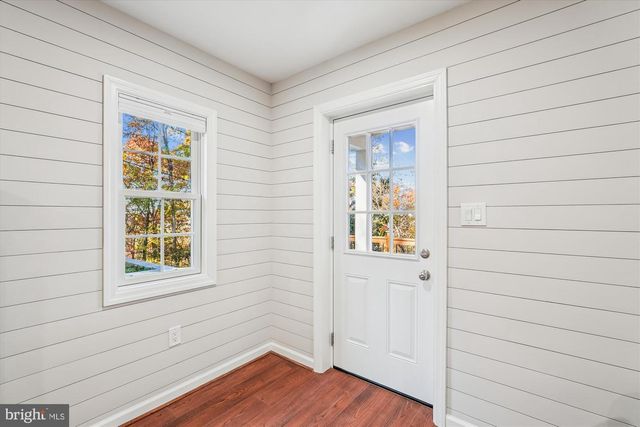 598 TIMBER LN, Bluemont, VA 20135