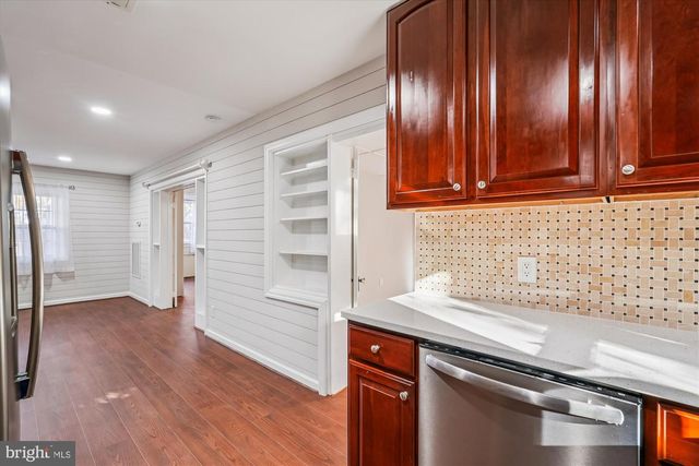 598 TIMBER LN, Bluemont, VA 20135