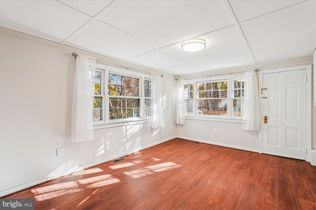 598 TIMBER LN, Bluemont, VA 20135