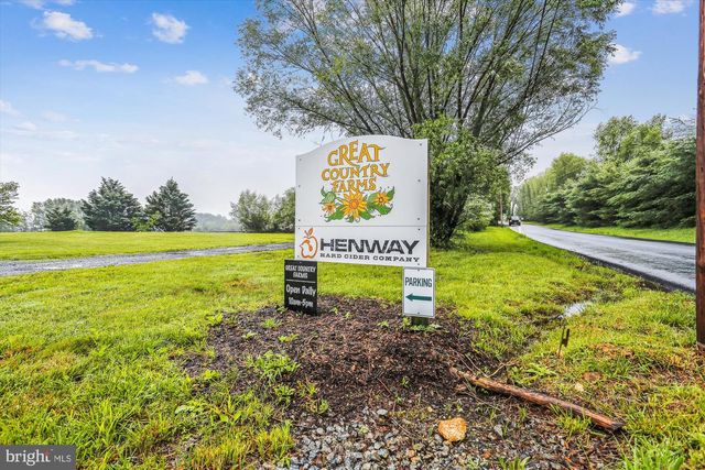 598 TIMBER LN, Bluemont, VA 20135