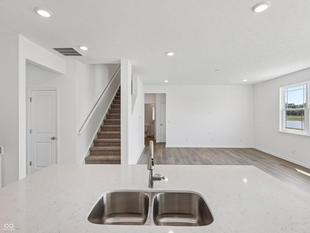 7893 Magnolia Street, New Palestine, IN 46163