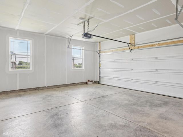 7893 Magnolia Street, New Palestine, IN 46163