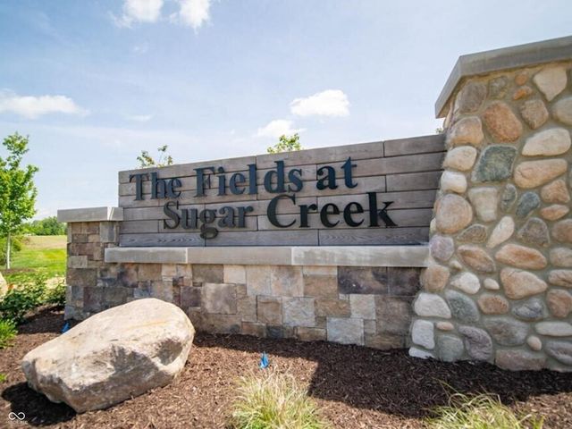 7893 Magnolia Street, New Palestine, IN 46163