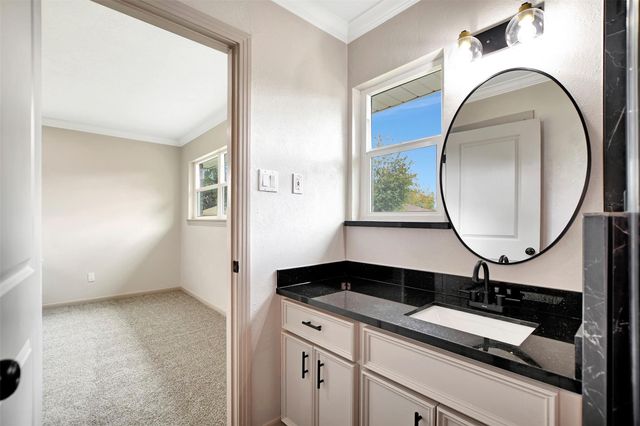 1914 Monroe Drive, Pasadena, TX 77502