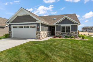 8657 Larkspur Terrace, St. John, IN 46373