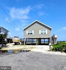 163 FLAMINGO RD, Tuckerton, NJ 08087
