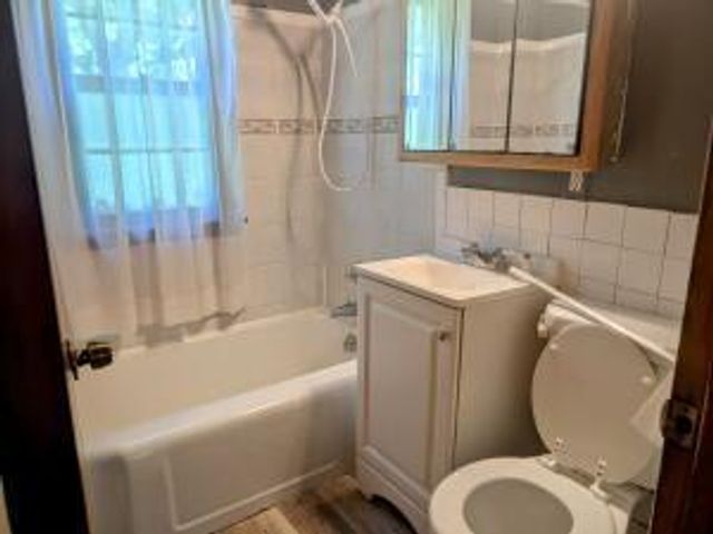 4666 N 46th STREET, Milwaukee, WI 53218