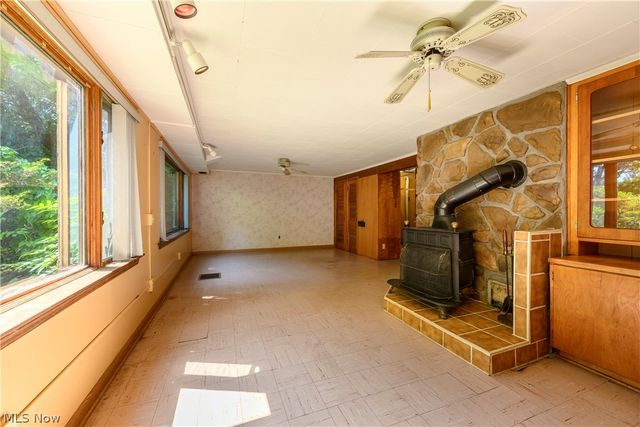 55 Willowdale Avenue NW, North Canton, OH 44720