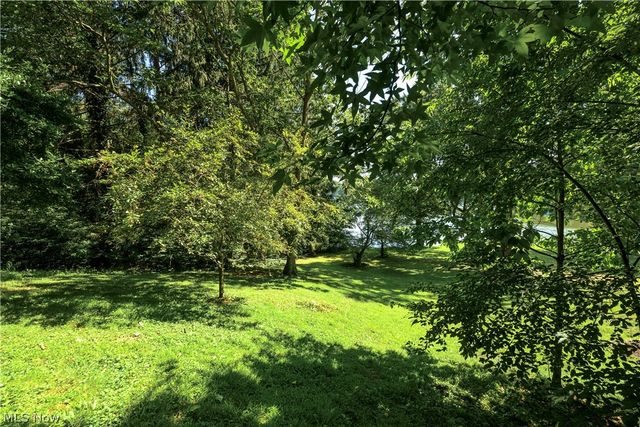 55 Willowdale Avenue NW, North Canton, OH 44720