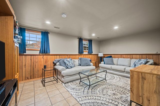 6721 Highland Street, Hanover Park, IL 60133