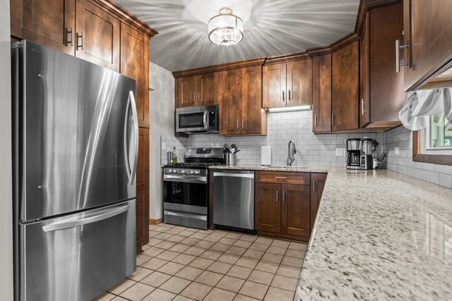 6721 Highland Street, Hanover Park, IL 60133