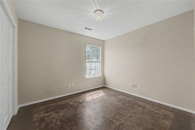 3103 W Woodridge Drive, Fayetteville, AR 72704