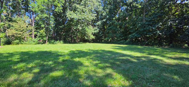 394 W Ashton Lane, Valparaiso, IN 46385