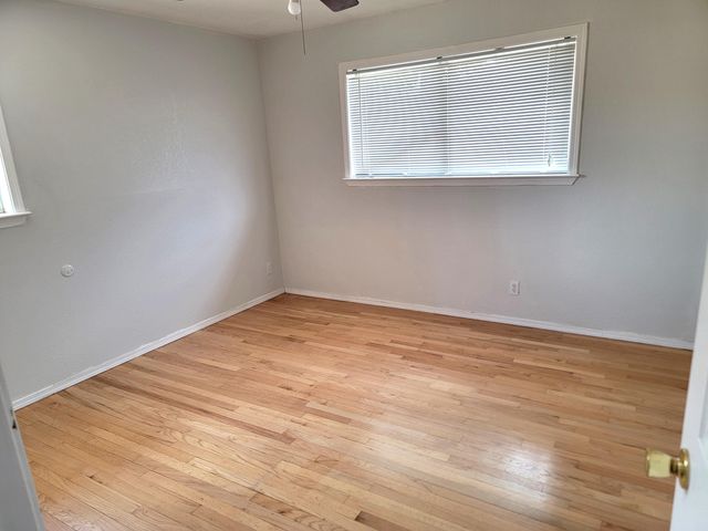 8424 Palo Duro Avenue NE, Albuquerque, NM 87111