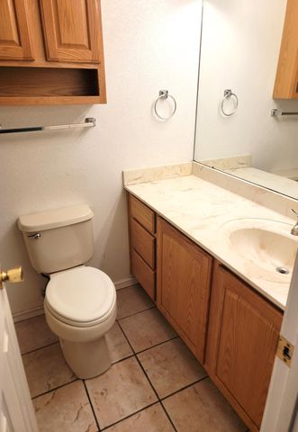 8424 Palo Duro Avenue NE, Albuquerque, NM 87111