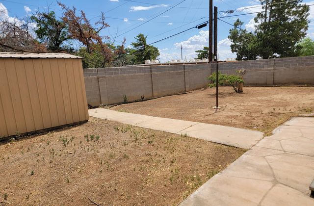 8424 Palo Duro Avenue NE, Albuquerque, NM 87111
