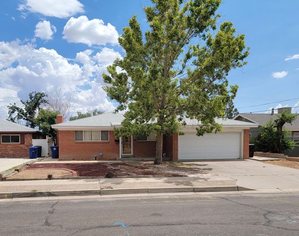 8424 Palo Duro Avenue NE, Albuquerque, NM 87111