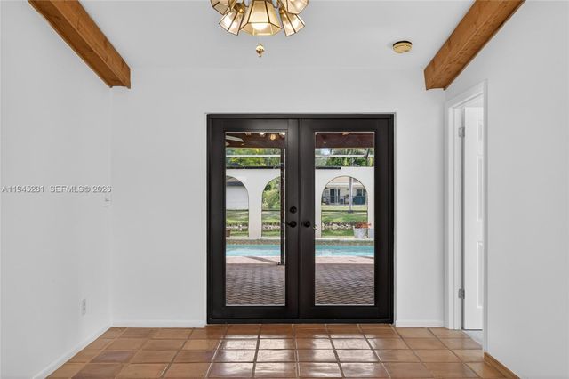 1060 NW 94th Ter, Plantation, FL 33322