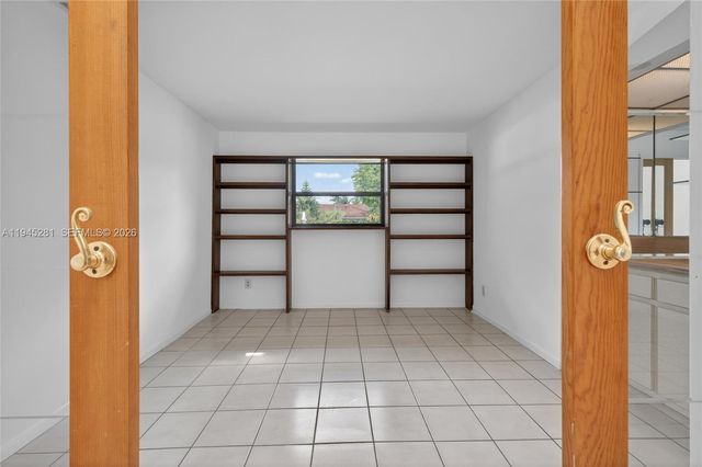 1060 NW 94th Ter, Plantation, FL 33322