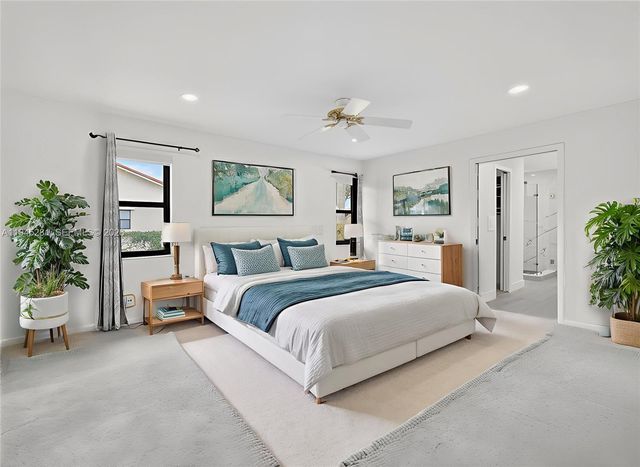 1060 NW 94th Ter, Plantation, FL 33322