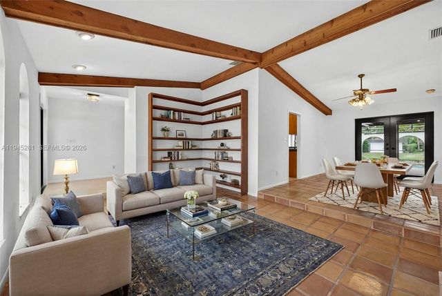 1060 NW 94th Ter, Plantation, FL 33322