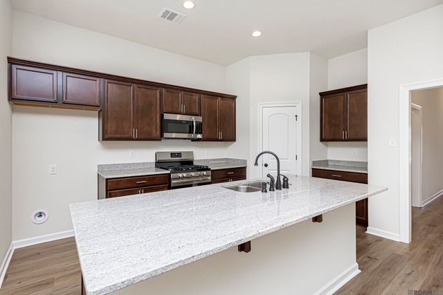 41401 Cozy Way, Gonzales, LA 70737