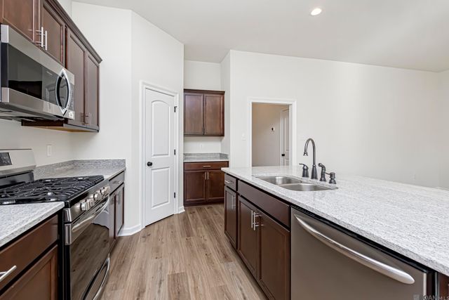 41401 Cozy Way, Gonzales, LA 70737