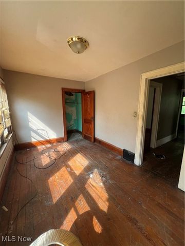 573 Madison Avenue, Akron, OH 44320