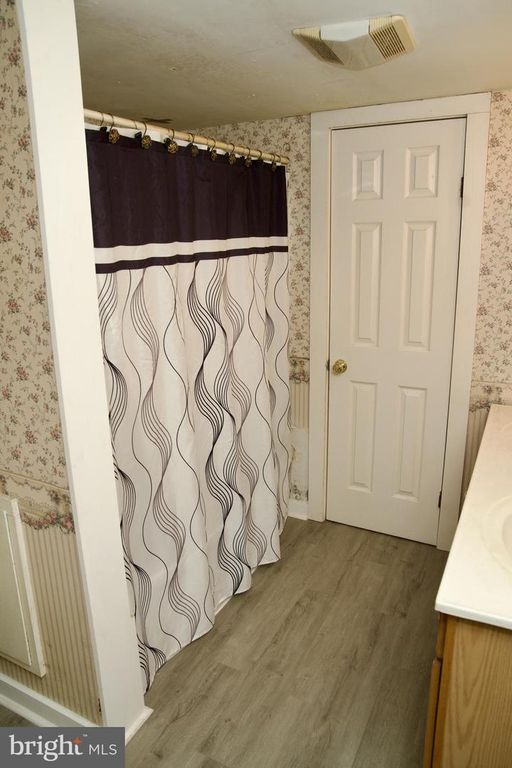 Image 15 of property listing at 31867 SHAVOX RD, Salisbury, MD 21804