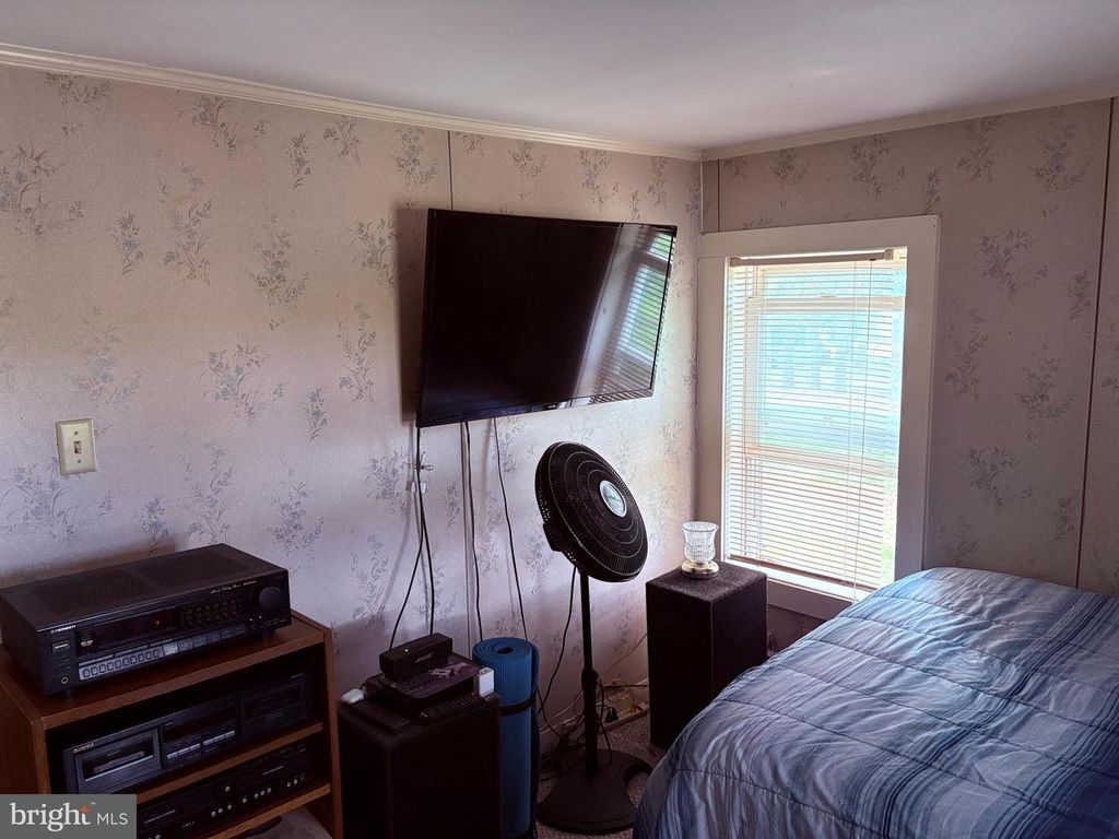 Image 20 of property listing at 31867 SHAVOX RD, Salisbury, MD 21804