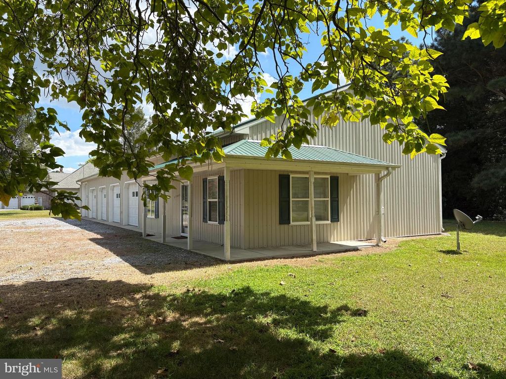 Image 27 of property listing at 31867 SHAVOX RD, Salisbury, MD 21804