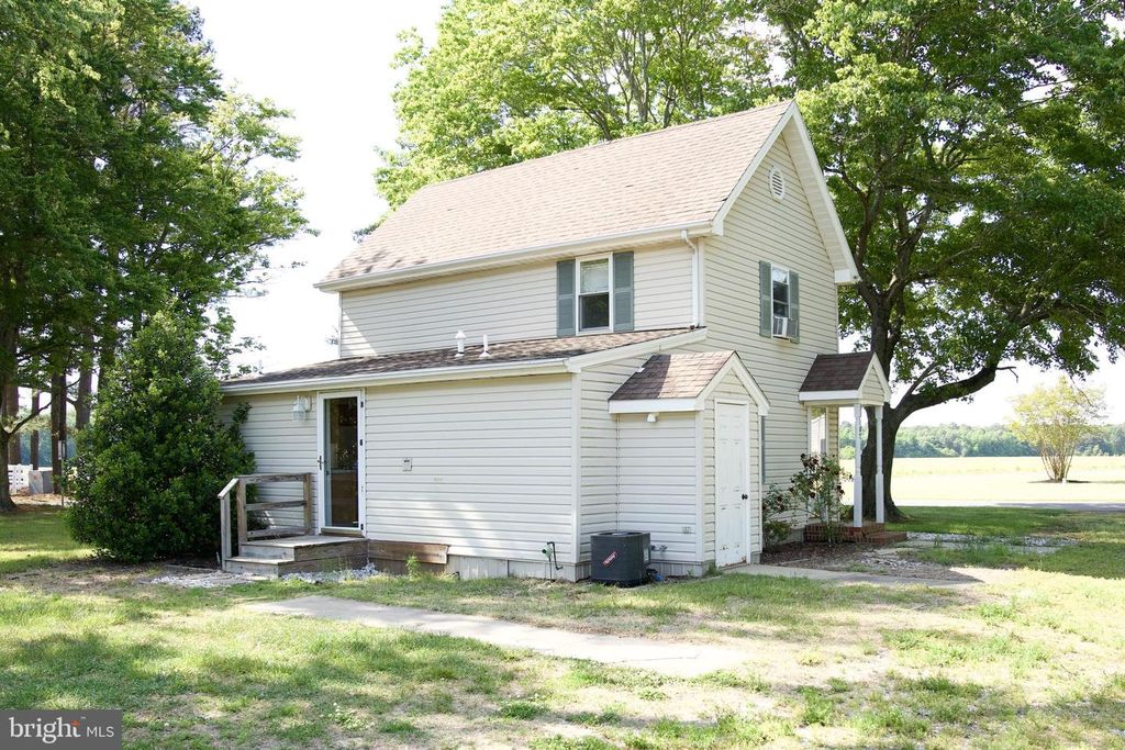 Image 3 of property listing at 31867 SHAVOX RD, Salisbury, MD 21804