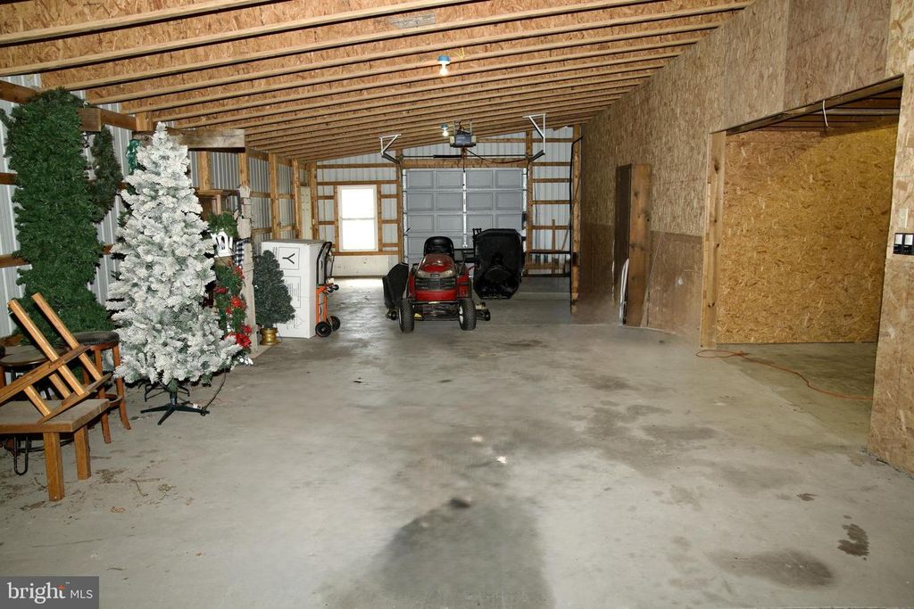 Image 39 of property listing at 31867 SHAVOX RD, Salisbury, MD 21804