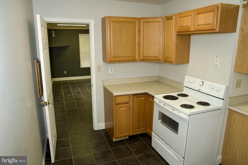 Image 46 of property listing at 31867 SHAVOX RD, Salisbury, MD 21804