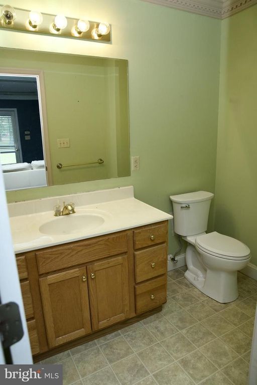 Image 49 of property listing at 31867 SHAVOX RD, Salisbury, MD 21804