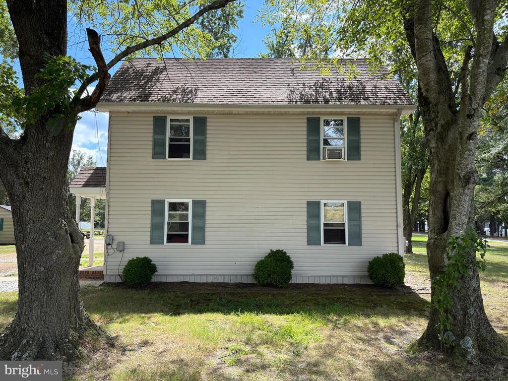 Image 5 of property listing at 31867 SHAVOX RD, Salisbury, MD 21804