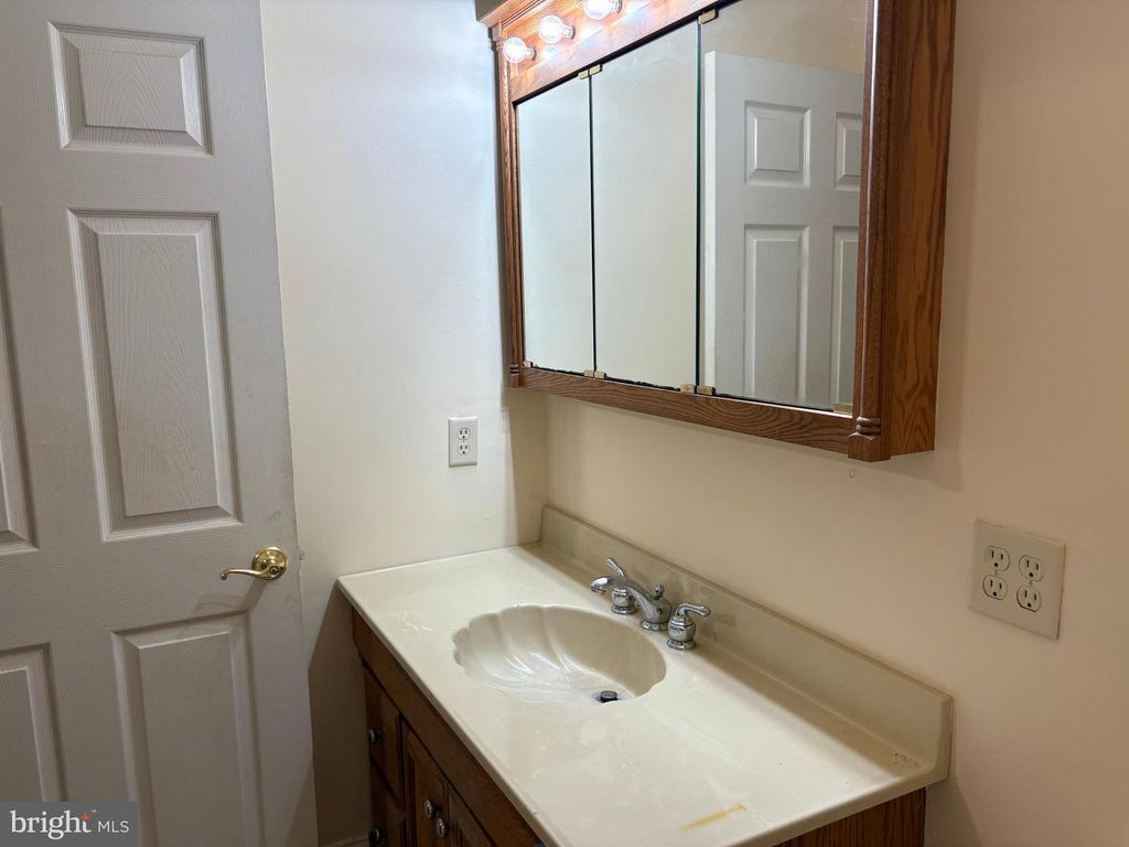 Image 57 of property listing at 31867 SHAVOX RD, Salisbury, MD 21804