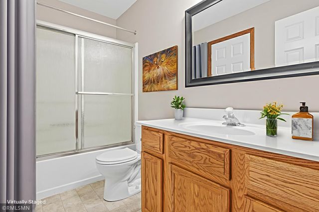 6983 21st Street N, Oakdale, MN 55128