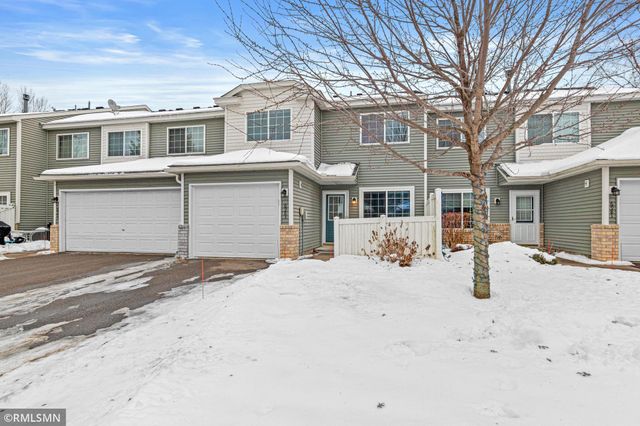 6983 21st Street N, Oakdale, MN 55128