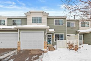 6983 21st Street N, Oakdale, MN 55128