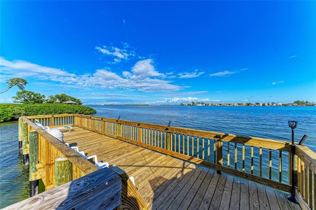 1603 GULF DR N 26, Bradenton Beach, FL 34217