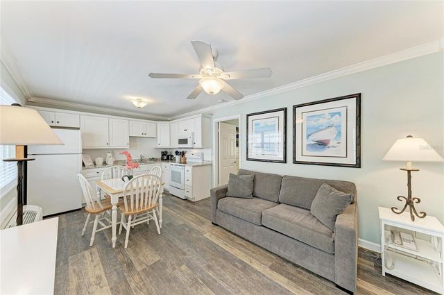 1603 GULF DR N 26, Bradenton Beach, FL 34217