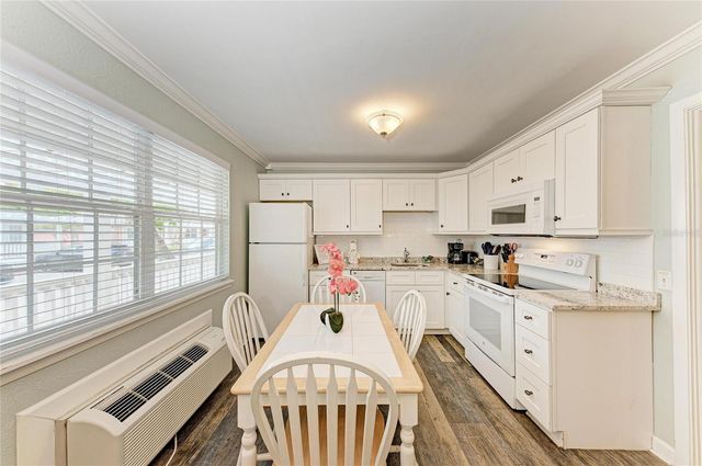 1603 GULF DR N 26, Bradenton Beach, FL 34217